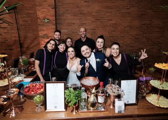 Serviços de bar e coquetelaria para casamentos Serviços de bar e coquetelaria para casamentos